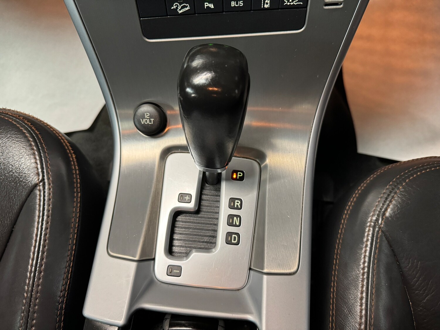 Used Volvo XC60 2010 for sale - 78035833: Photo 71