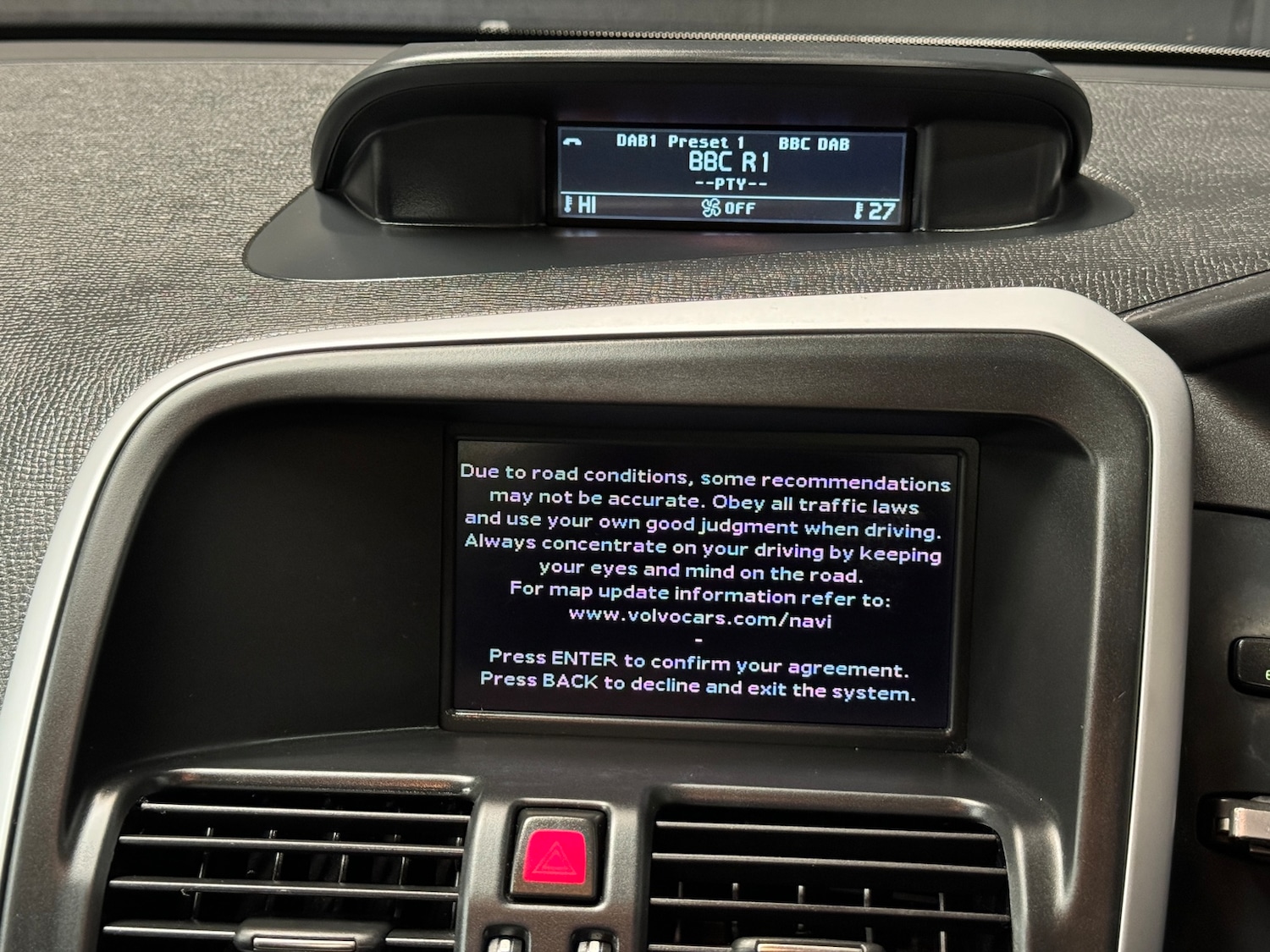 Used Volvo XC60 2010 for sale - 78035833: Photo 76