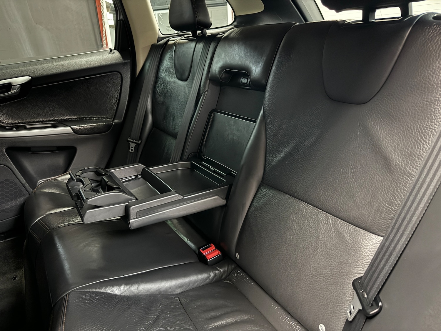 Used Volvo XC60 2010 for sale - 78035833: Photo 94