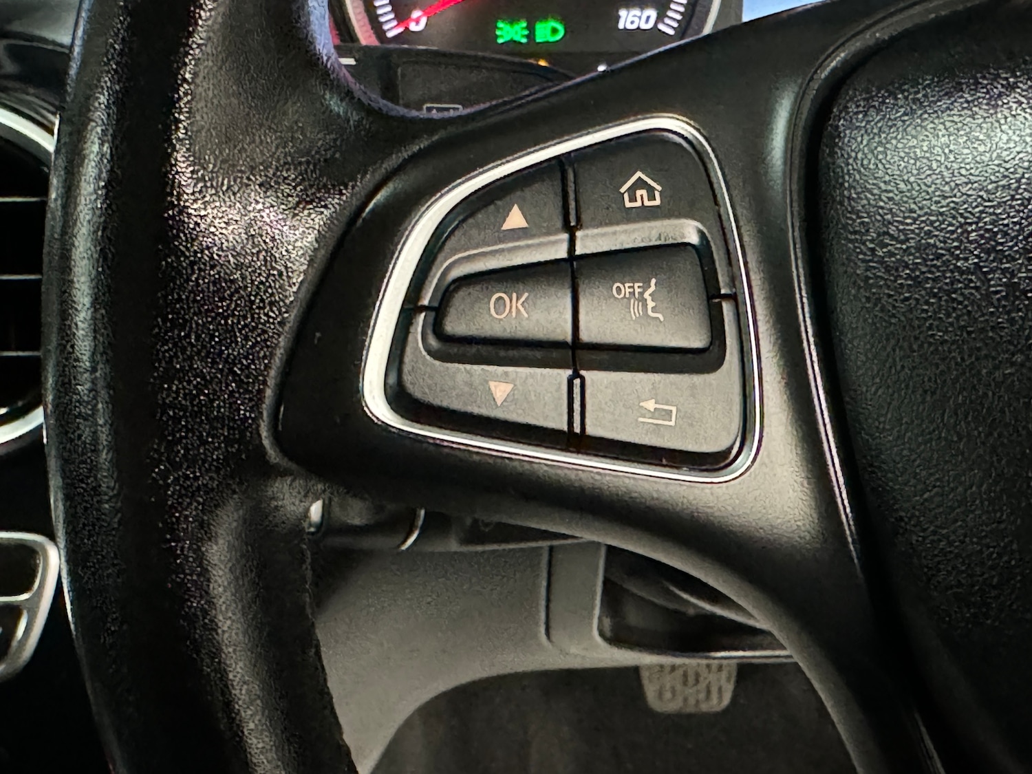 Used Mercedes-Benz C Class 2017 for sale - 78035838: Photo 35