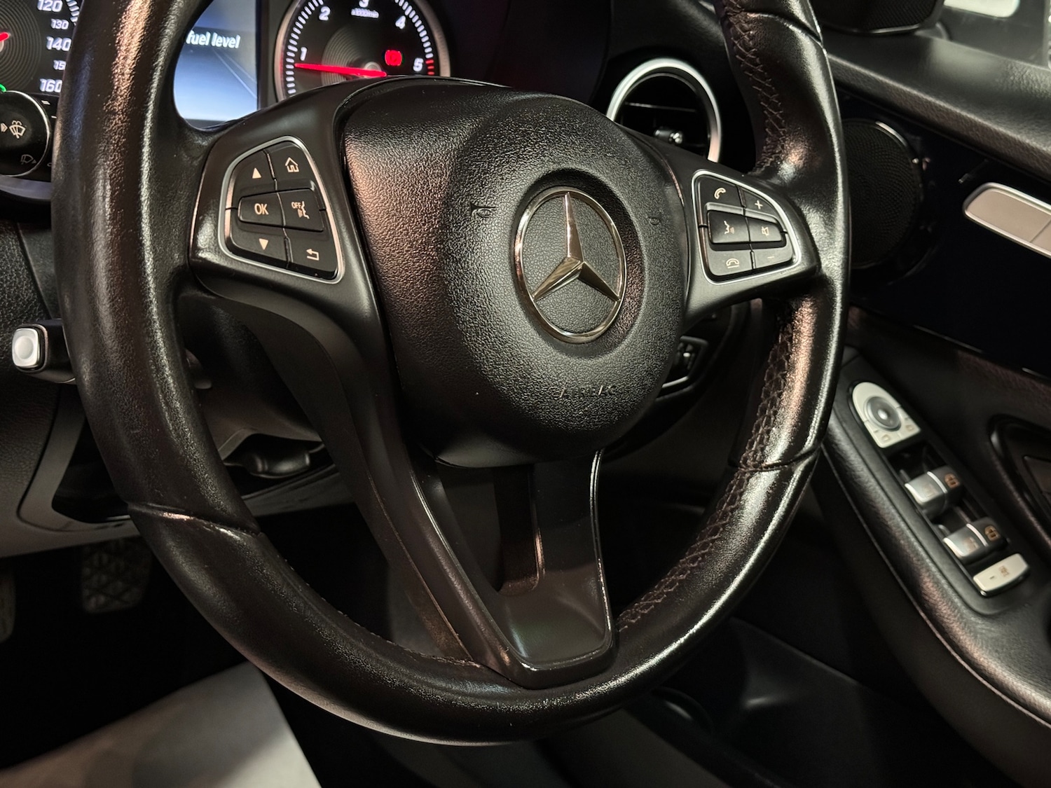 Used Mercedes-Benz C Class 2017 for sale - 78035838: Photo 61