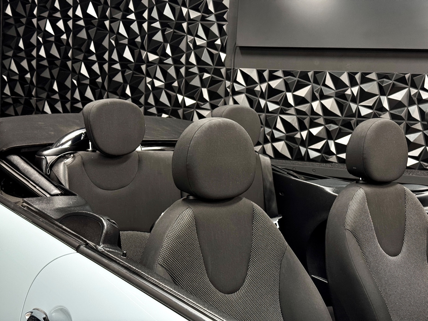 Used MINI Convertible 2012 for sale - 78035829: Photo 33