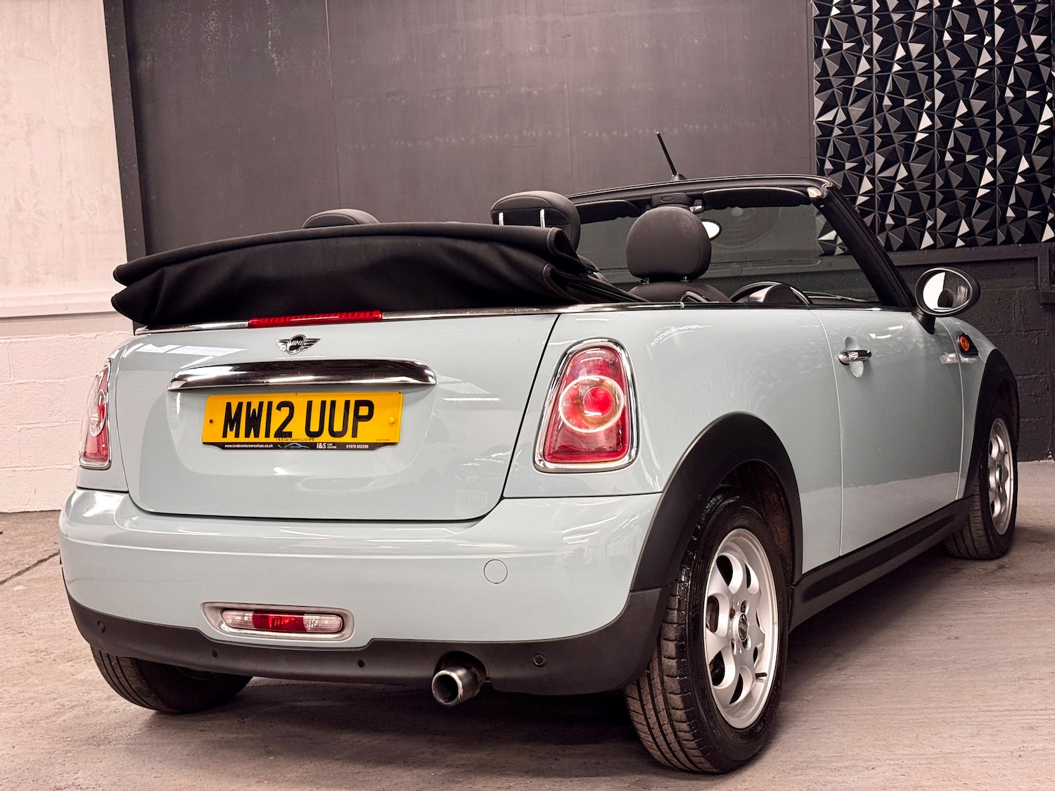 Used MINI Convertible 2012 for sale - 78035829: Photo 42
