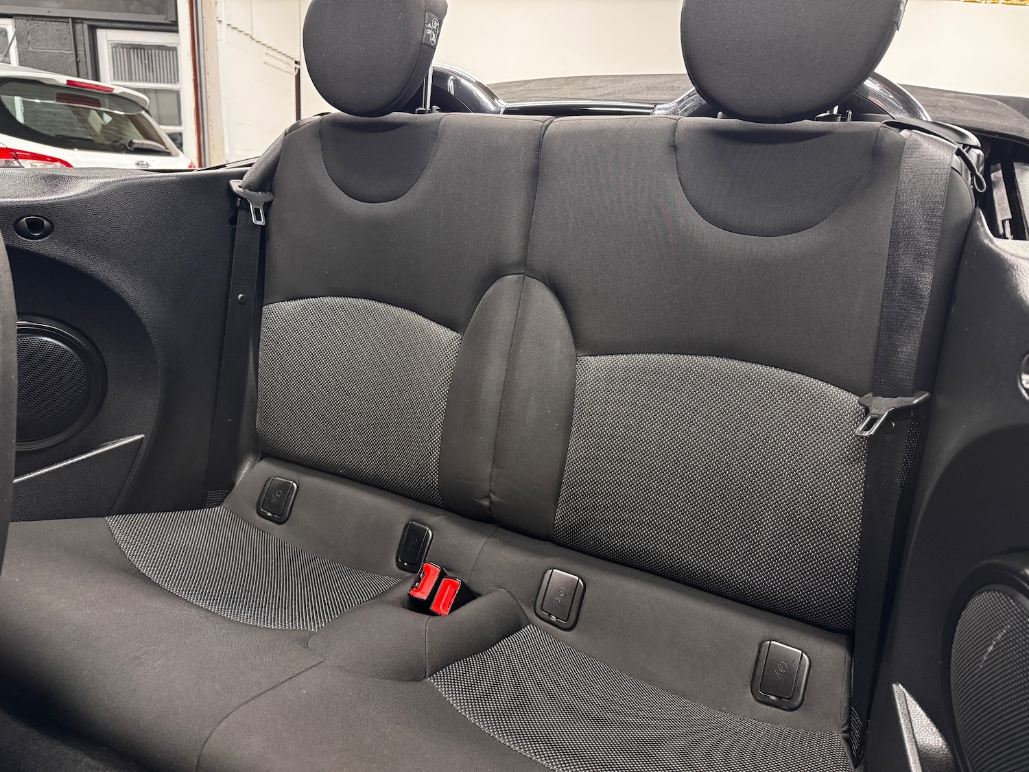 Used MINI Convertible 2012 for sale - 78035829: Photo 47