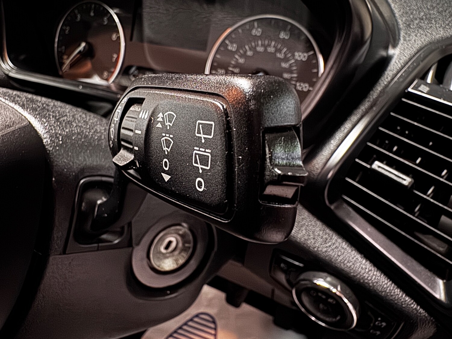 Used Ford Ecosport 2018 for sale - 78035800: Photo 40