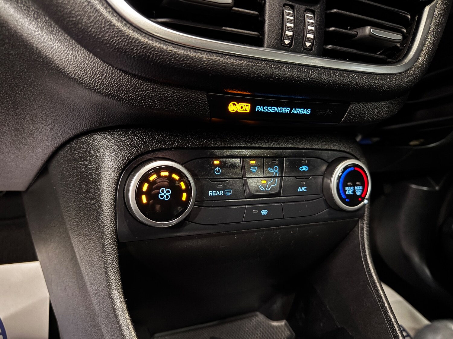 Used Ford Fiesta 2018 for sale - 78035812: Photo 39