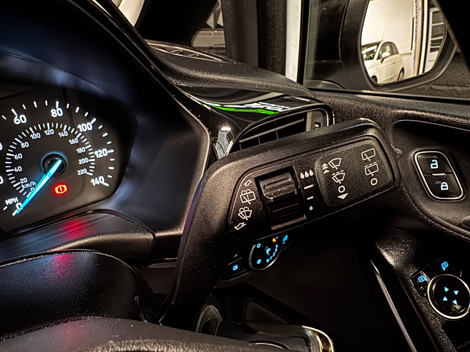 Used Ford Fiesta 2018 for sale - 78035812: Photo 44