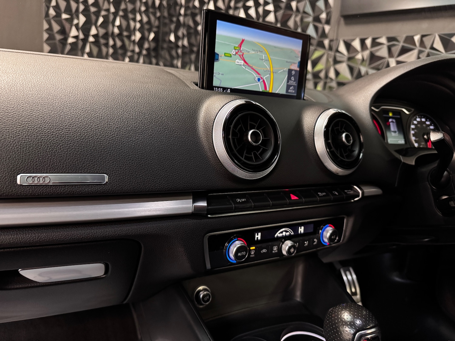 Used Audi A3 2017 for sale - 78035784: Photo 6