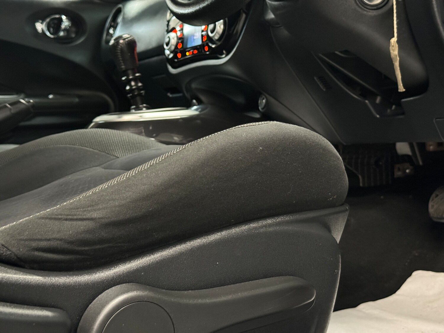 Used Nissan Juke 2015 for sale - 78035831: Photo 50