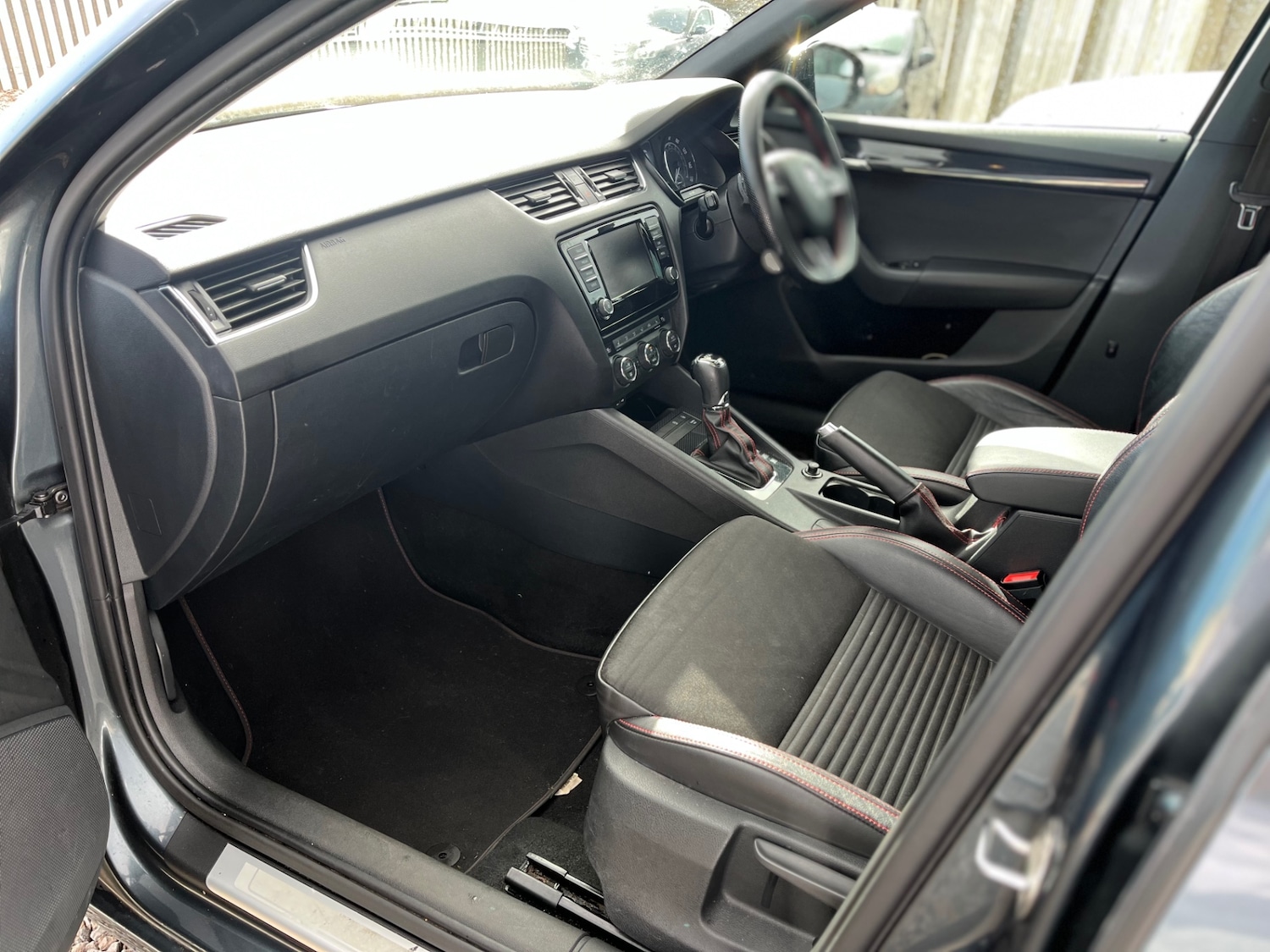 Used Skoda Octavia 2015 for sale - 78056732: Photo 9