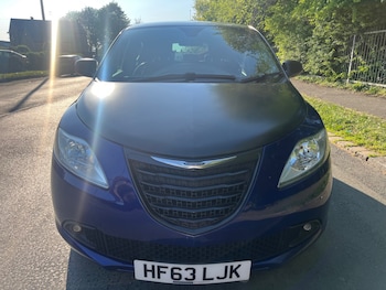 Used Chrysler Ypsilon 2013 for sale - 74698496: Photo