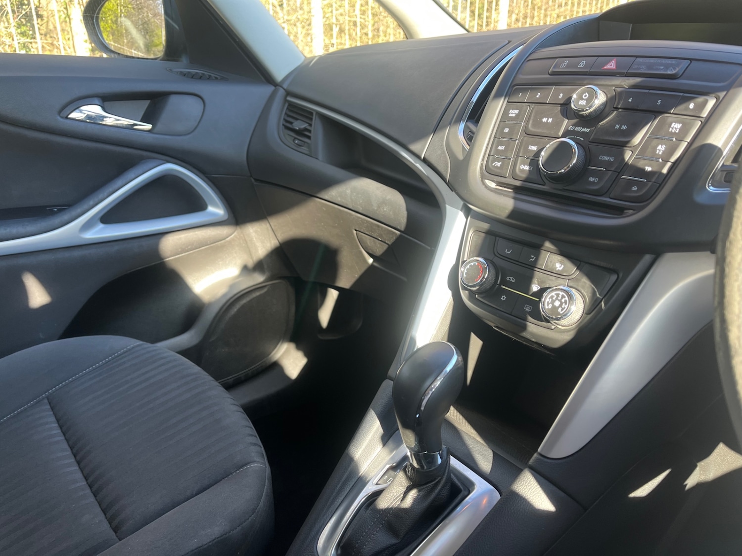 Used Vauxhall Zafira 2014 for sale - 76370022: Photo 17