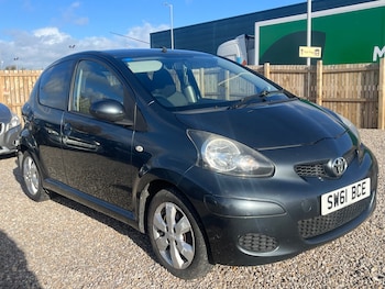 Used Toyota AYGO 2011 for sale - 76882861: Photo