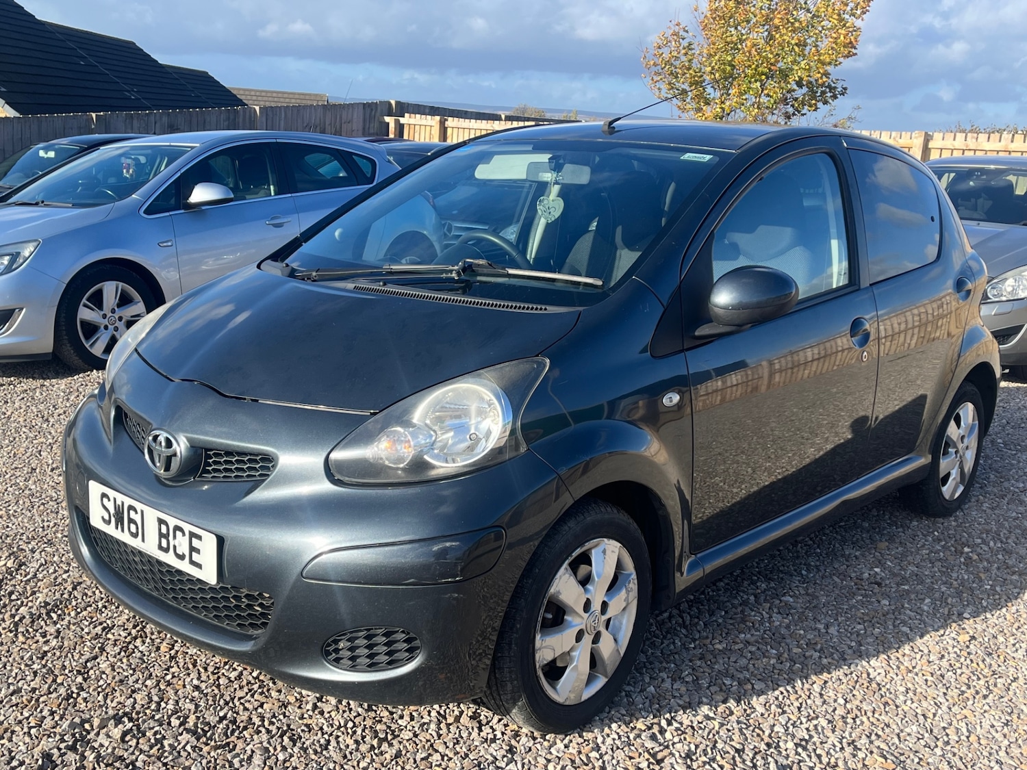 Used Toyota AYGO 2011 for sale - 76882861: Photo 3
