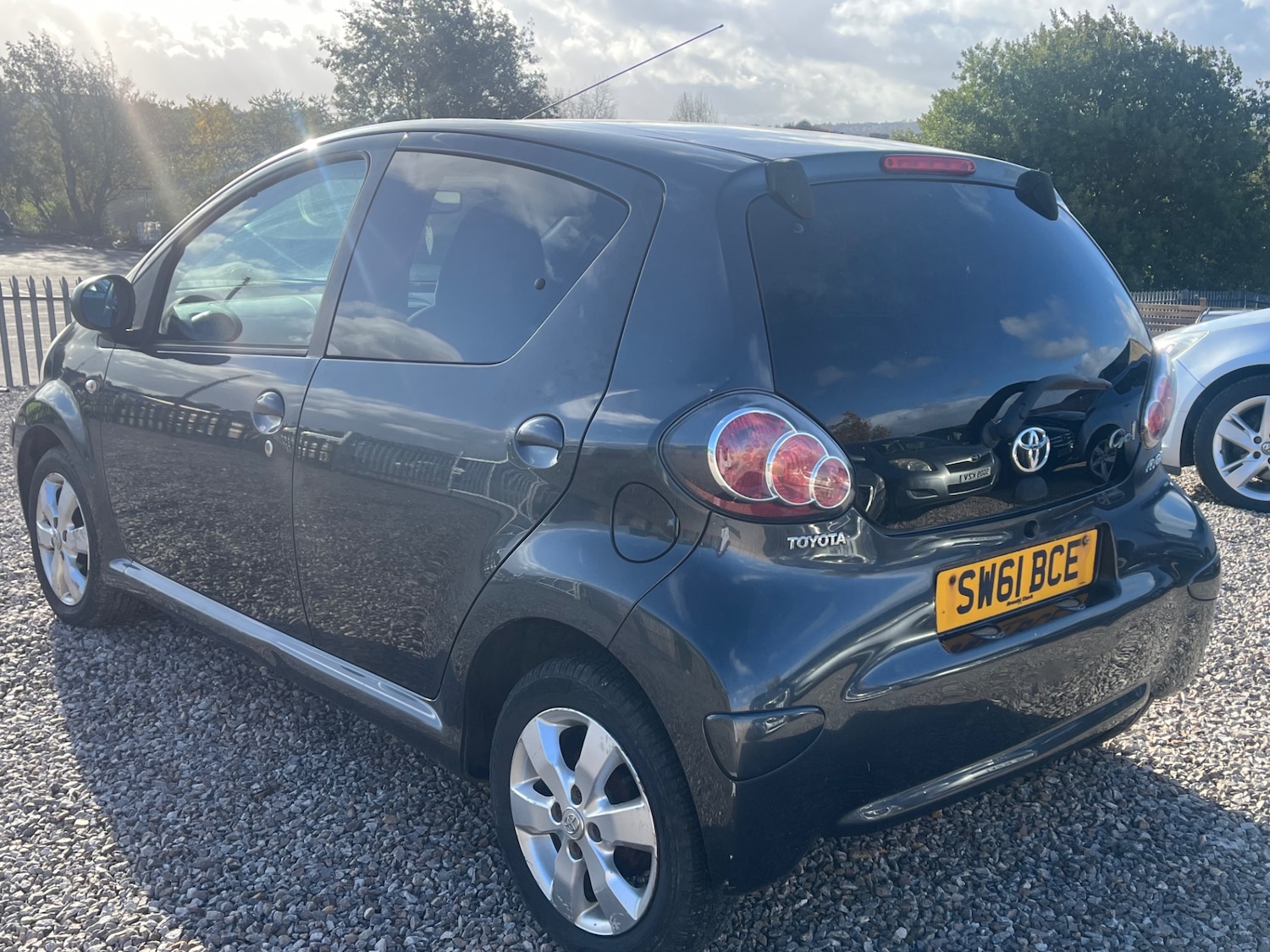 Used Toyota AYGO 2011 for sale - 76882861: Photo 5