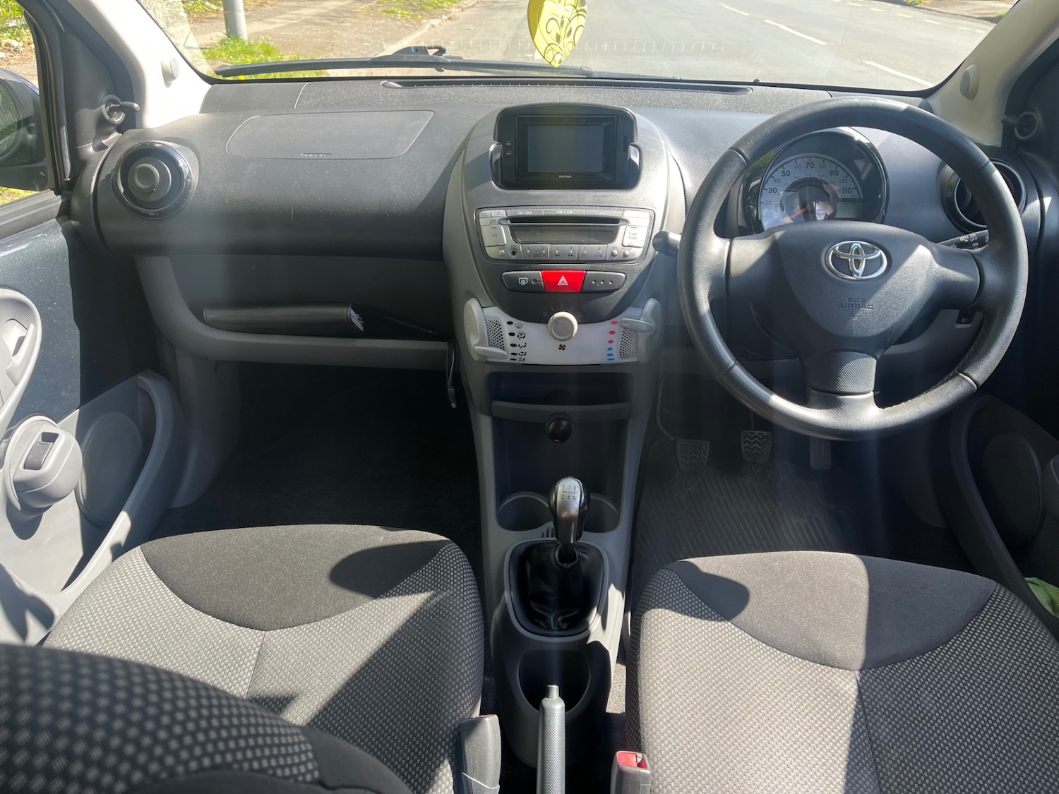 Used Toyota AYGO 2011 for sale - 76882861: Photo 9
