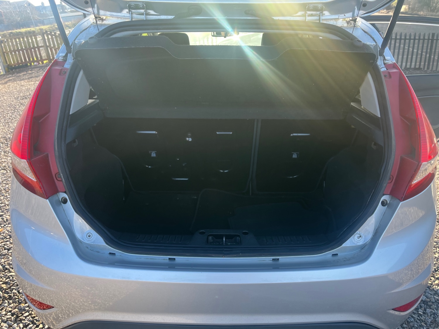 Used Ford Fiesta 2010 for sale - 77208606: Photo 11