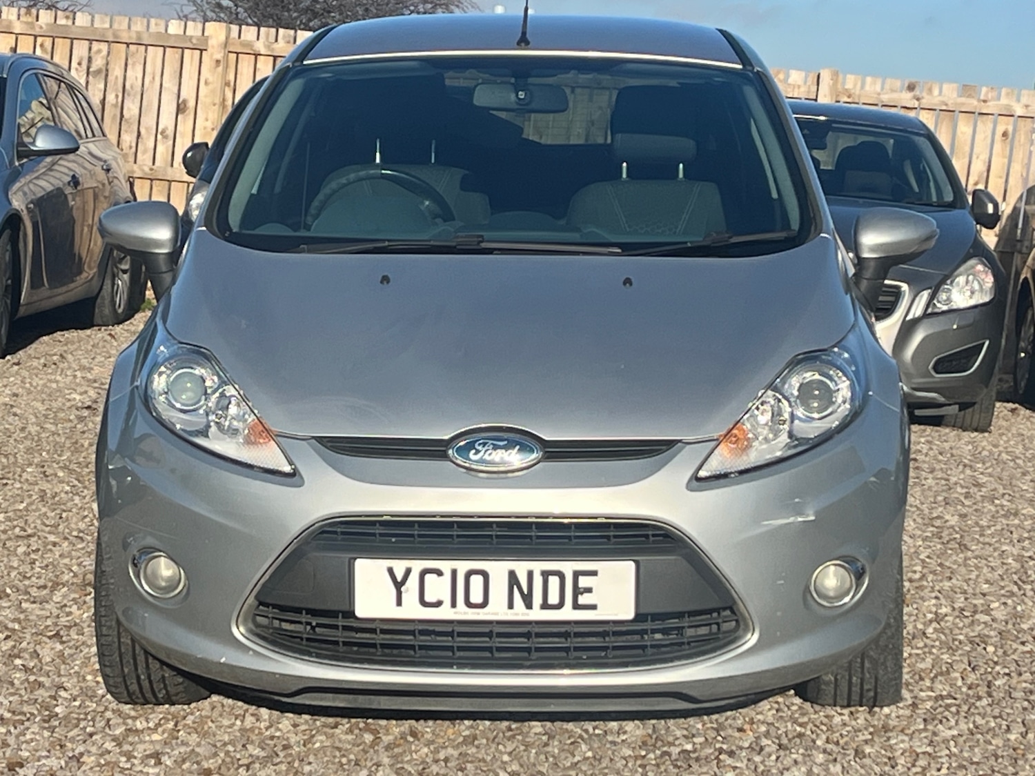 Used Ford Fiesta 2010 for sale - 77208606: Photo 2