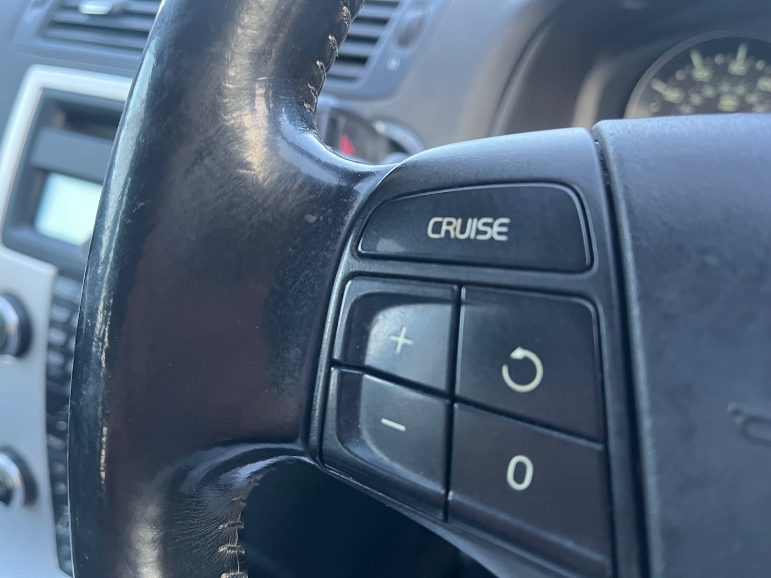 Used Volvo V50 2011 for sale - 77268175: Photo 18