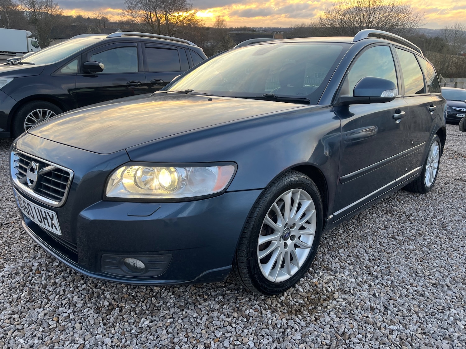 Used Volvo V50 2011 for sale - 77268175: Photo 3