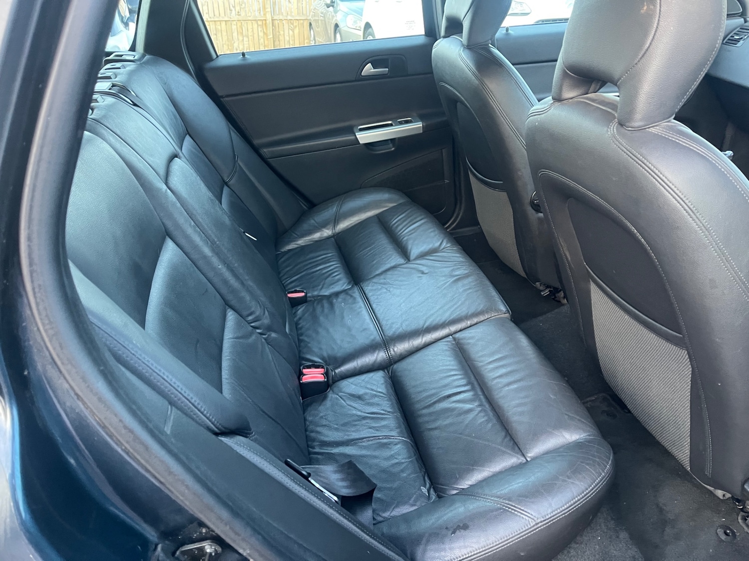 Used Volvo V50 2011 for sale - 77268175: Photo 8