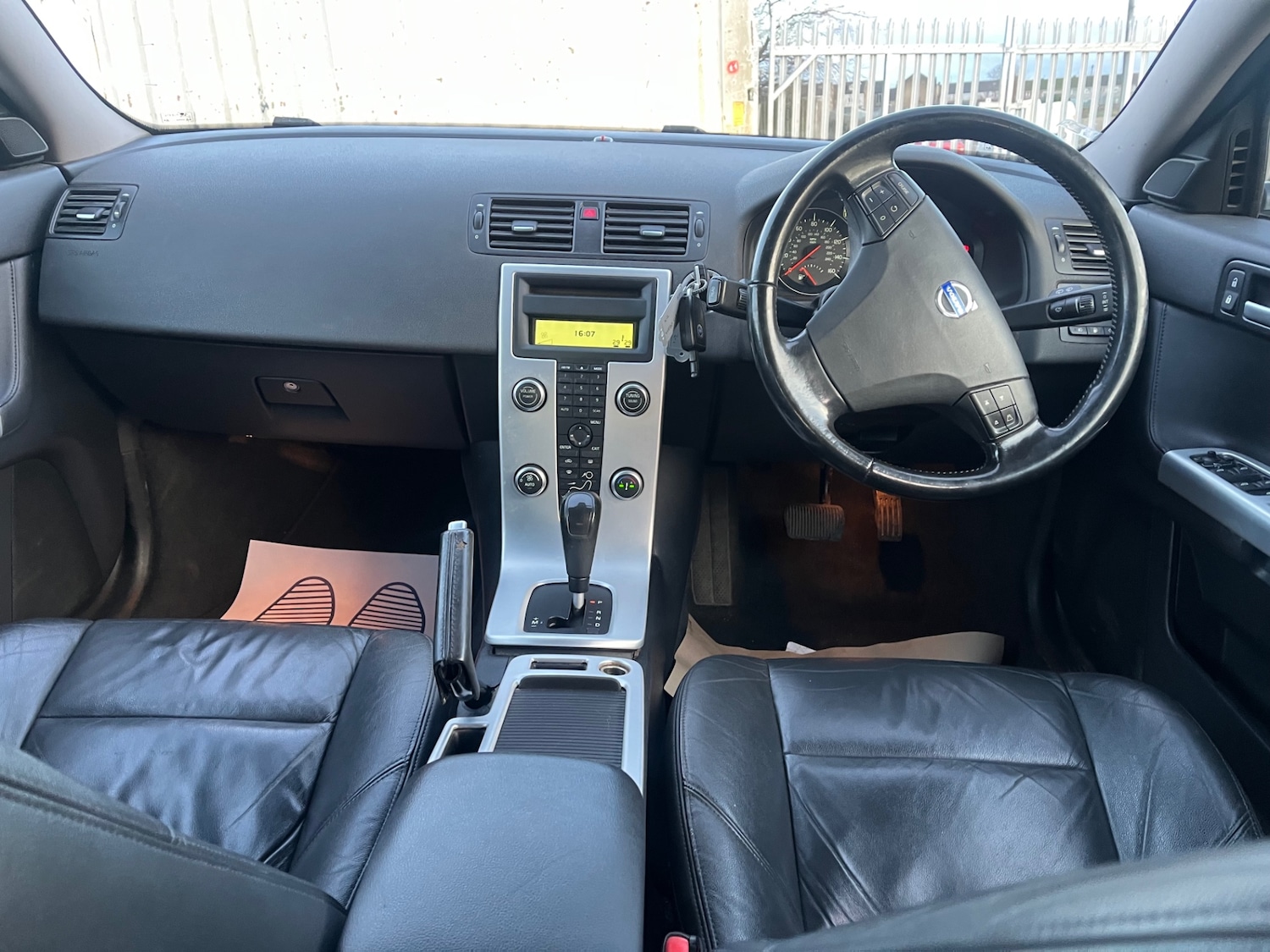 Used Volvo V50 2011 for sale - 77268175: Photo 9