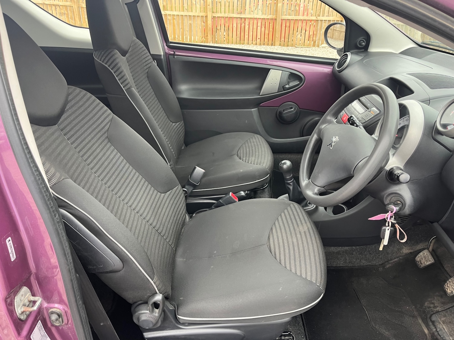 Used Peugeot 107 2014 for sale - 76882855: Photo 10