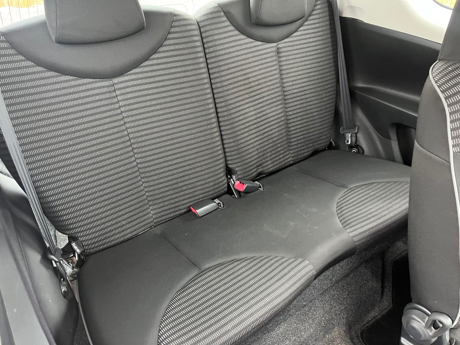 Used Peugeot 107 2014 for sale - 76882855: Photo 11