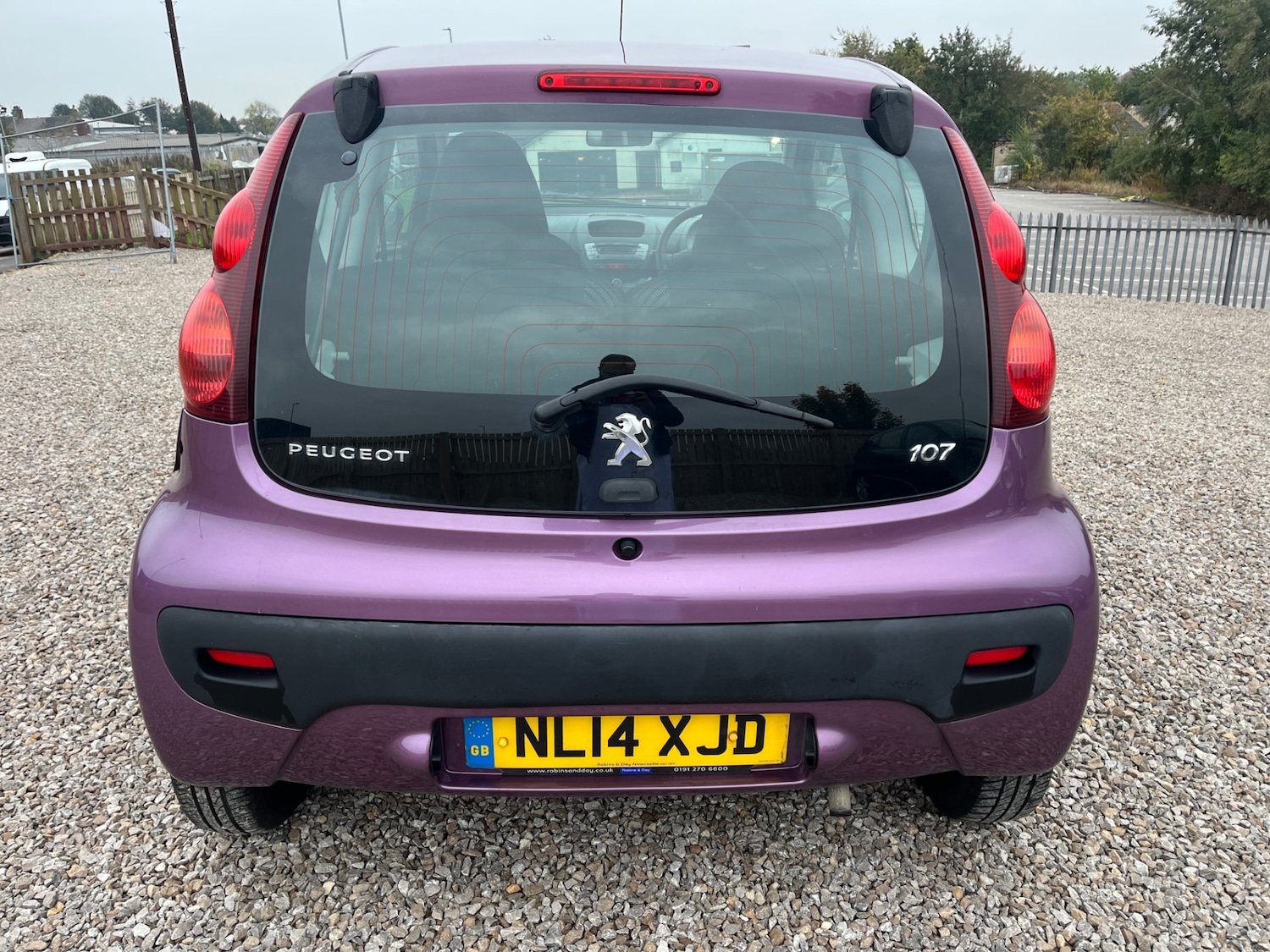 Used Peugeot 107 2014 for sale - 76882855: Photo 6