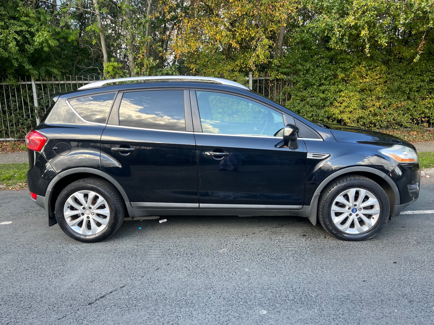 Used Ford Kuga 2010 for sale - 76041668: Photo 8