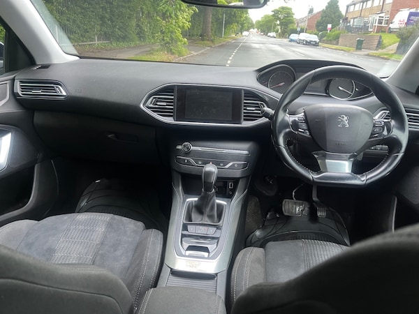 Used Peugeot 308 2017 for sale - 74934272: Photo 11