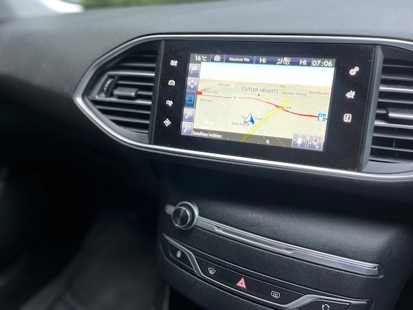 Used Peugeot 308 2017 for sale - 74934272: Photo 9