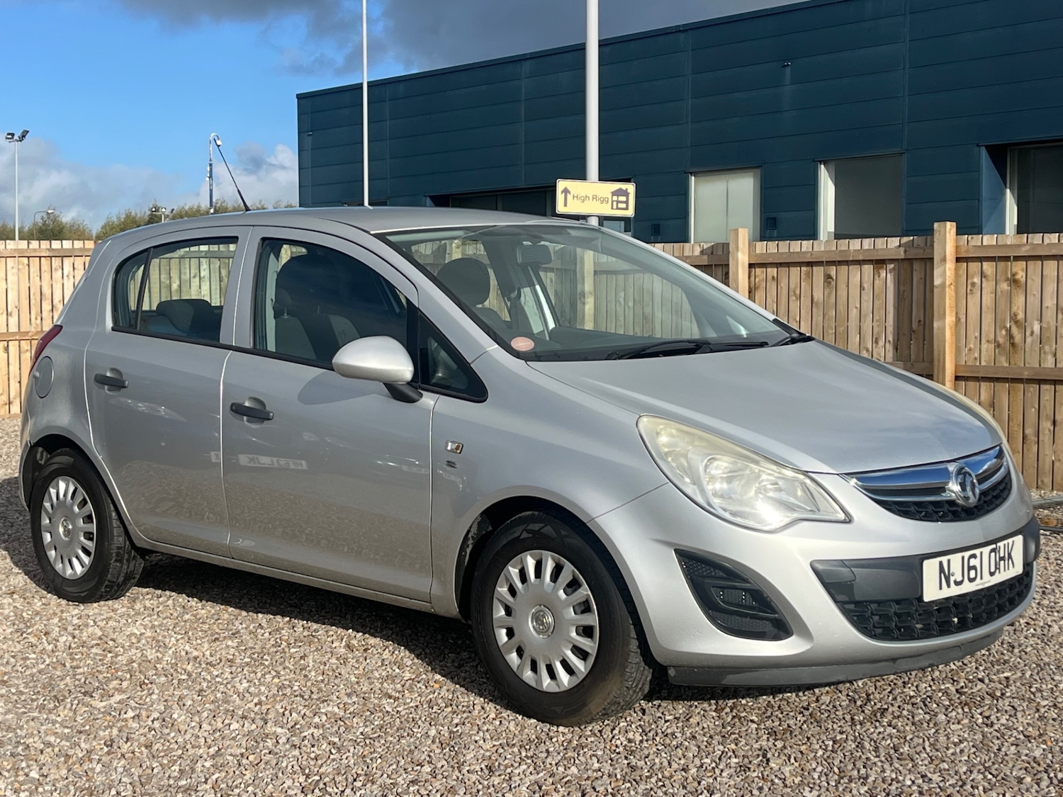 Used Vauxhall Corsa 2011 for sale - 76882878: Photo 1