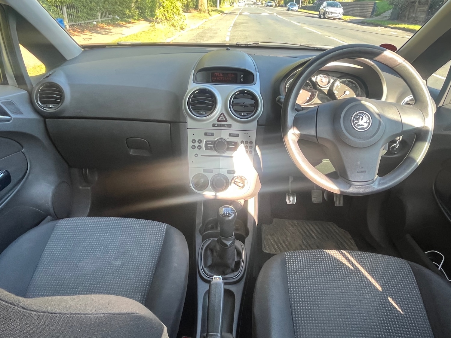 Used Vauxhall Corsa 2011 for sale - 76882878: Photo 10