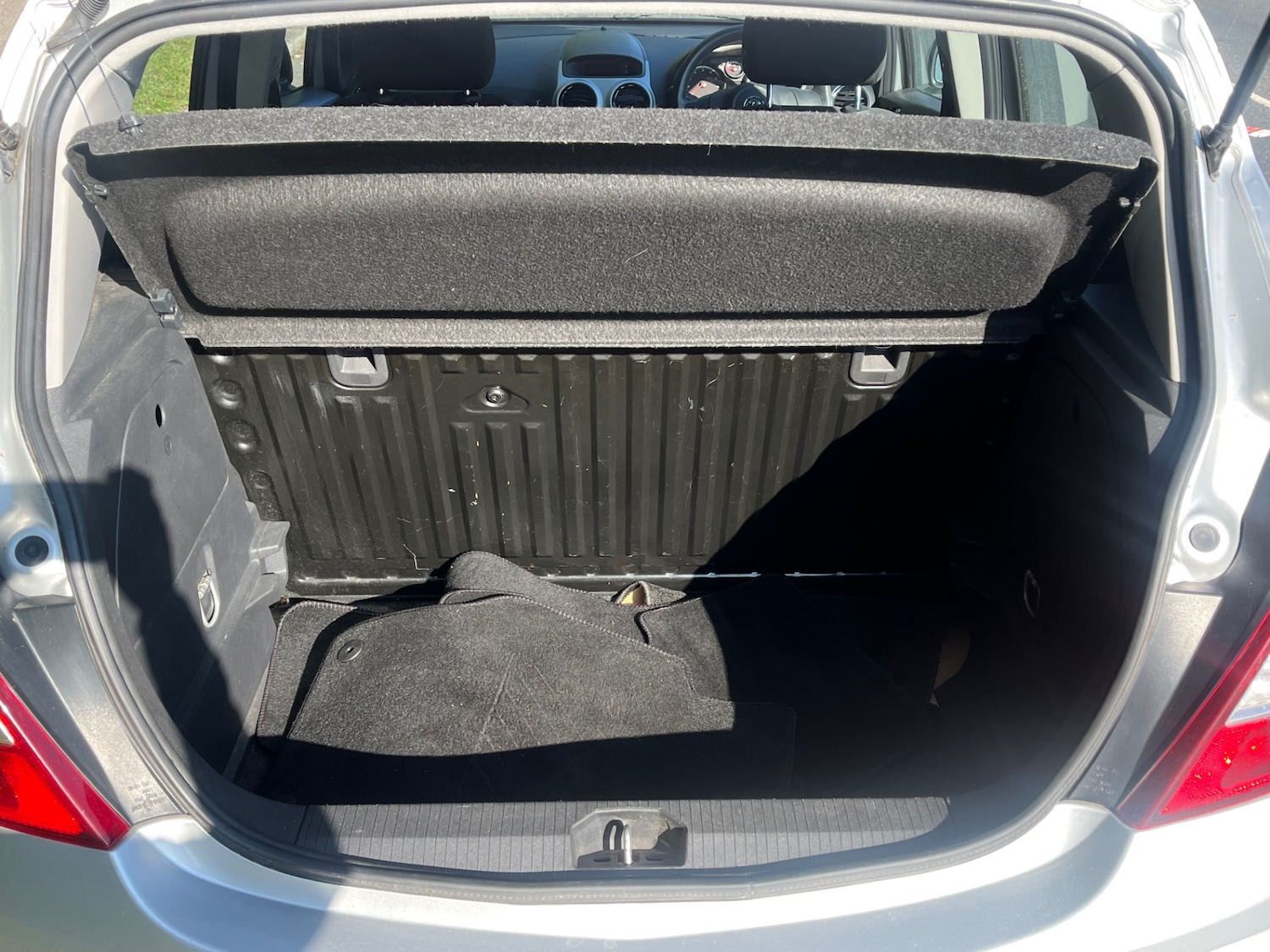 Used Vauxhall Corsa 2011 for sale - 76882878: Photo 11