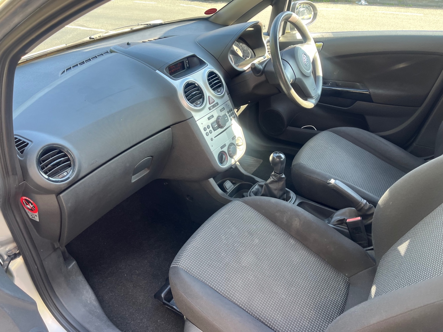 Used Vauxhall Corsa 2011 for sale - 76882878: Photo 12