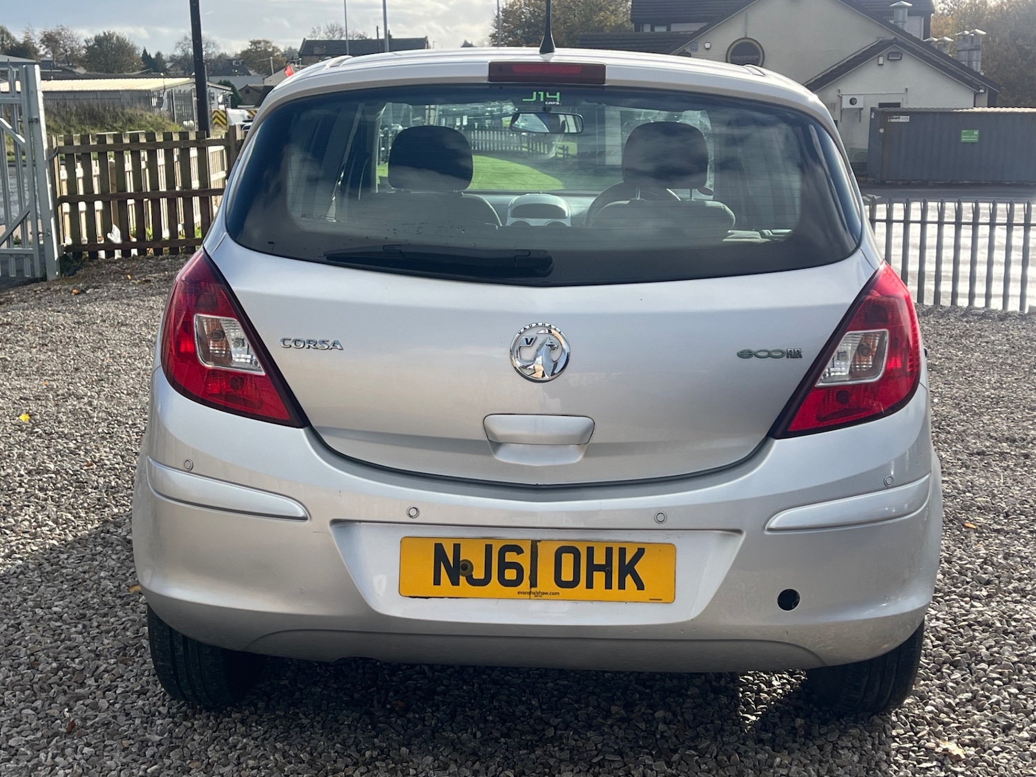 Used Vauxhall Corsa 2011 for sale - 76882878: Photo 6
