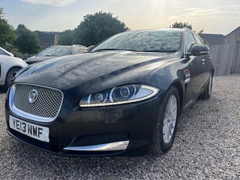 Used Jaguar XF 2013 for sale - 79010227: Photo
