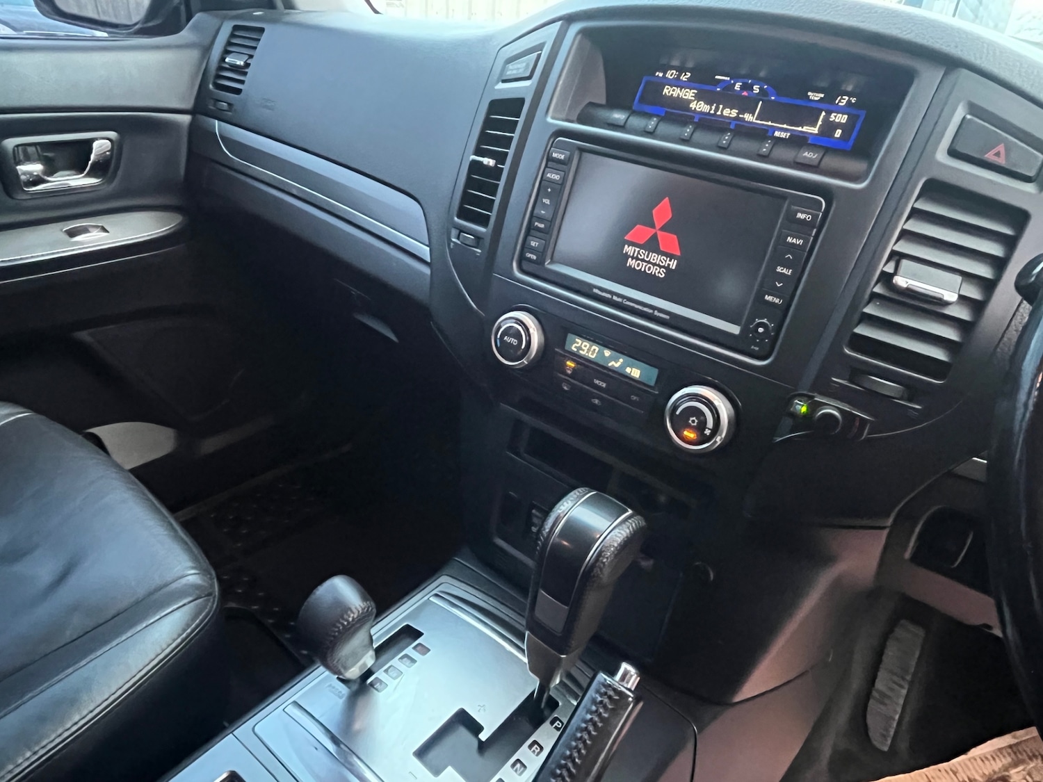 Used Mitsubishi Shogun 2009 for sale - 76882845: Photo 14