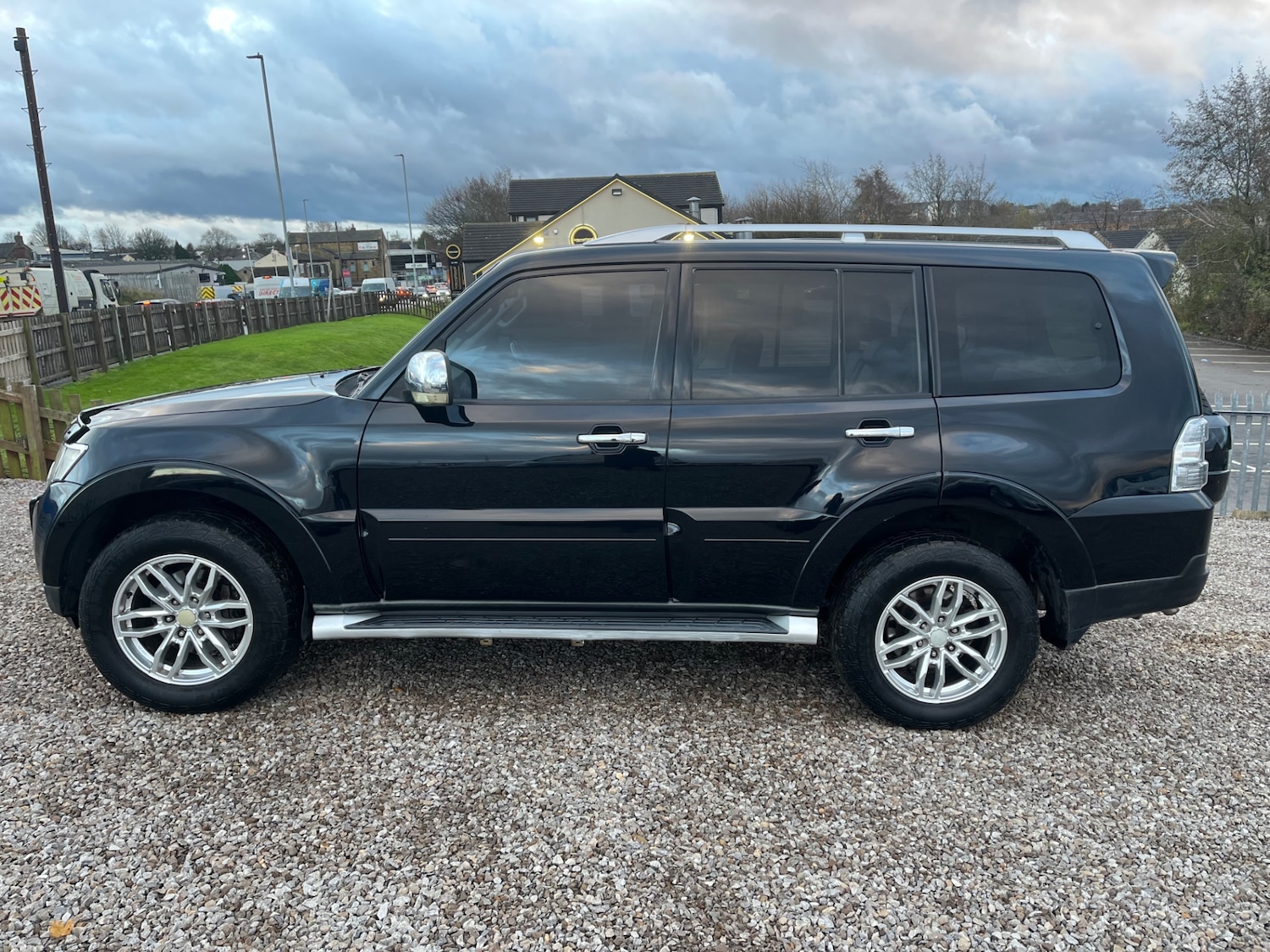 Used Mitsubishi Shogun 2009 for sale - 76882845: Photo 4