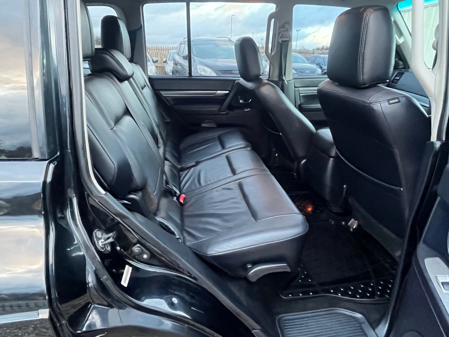 Used Mitsubishi Shogun 2009 for sale - 76882845: Photo 9