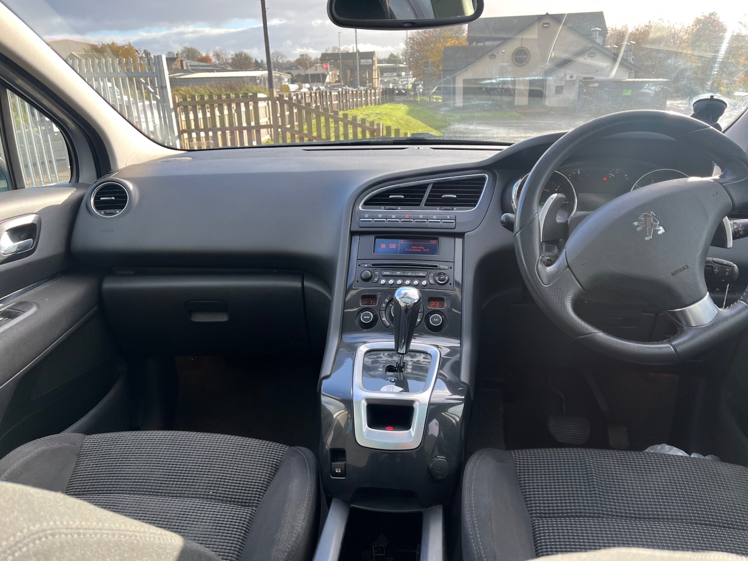 Used Peugeot 5008 2011 for sale - 76527593: Photo 13