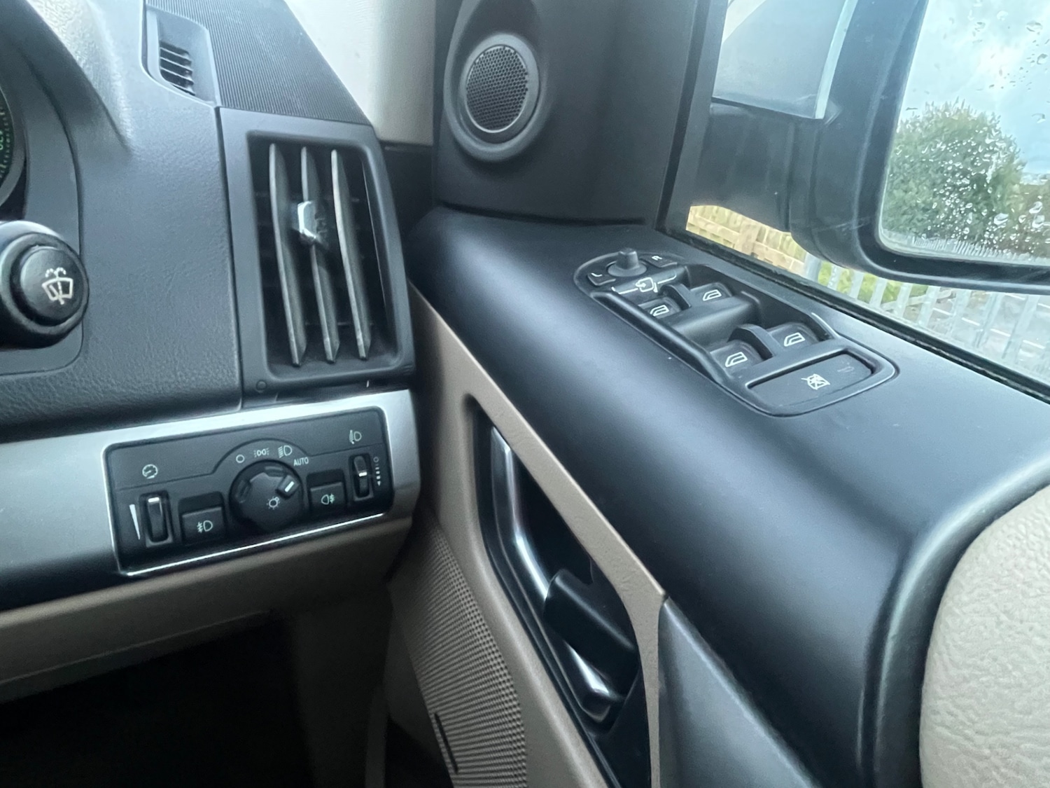 Used Land Rover Freelander 2009 for sale - 76722360: Photo 15