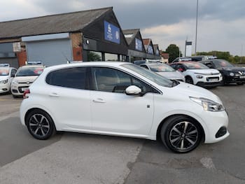 Used Peugeot 208 2019 for sale - 79740871: Photo