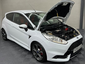 Used Ford Fiesta 2015 for sale - 78734065: Photo