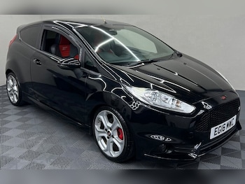 Used Ford Fiesta 2016 for sale - 79572649: Photo