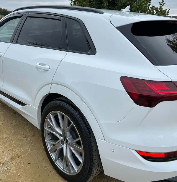 Used Audi e-tron 2020 for sale - 76237421: Photo 41
