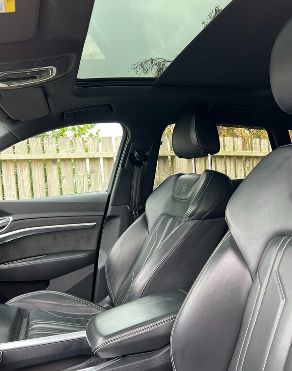 Used Audi e-tron 2020 for sale - 76237421: Photo 57