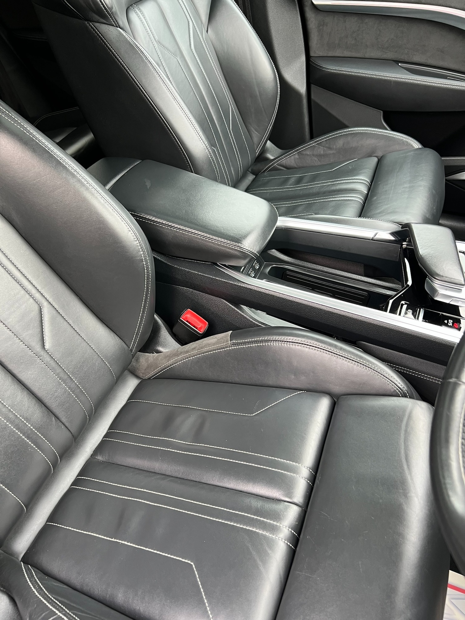 Used Audi e-tron 2020 for sale - 76237421: Photo 66