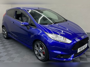 Used Ford Fiesta 2016 for sale - 78754174: Photo